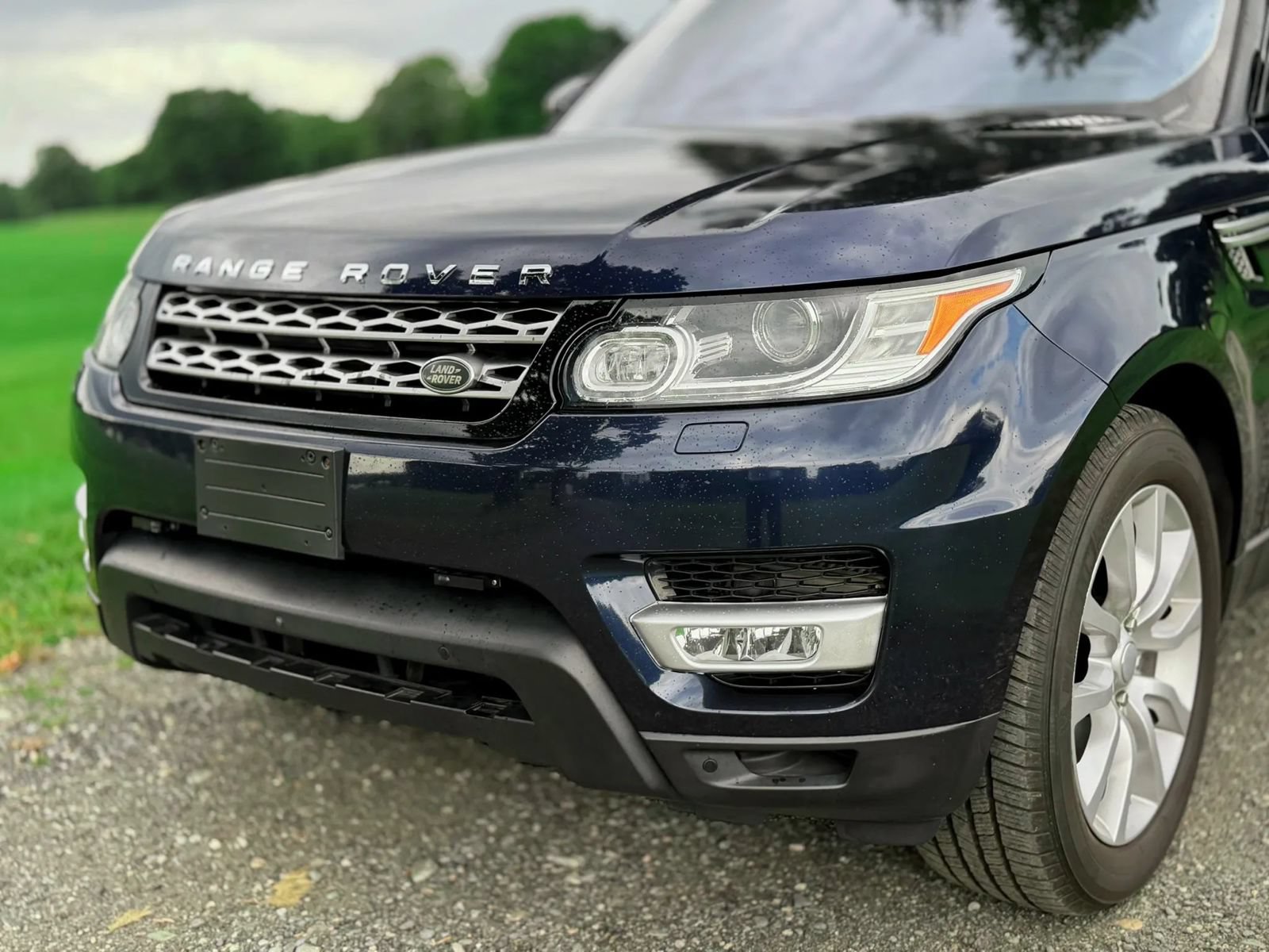 Used 2016 Land Rover Range Rover Sport HSE AWD/4WD image 38