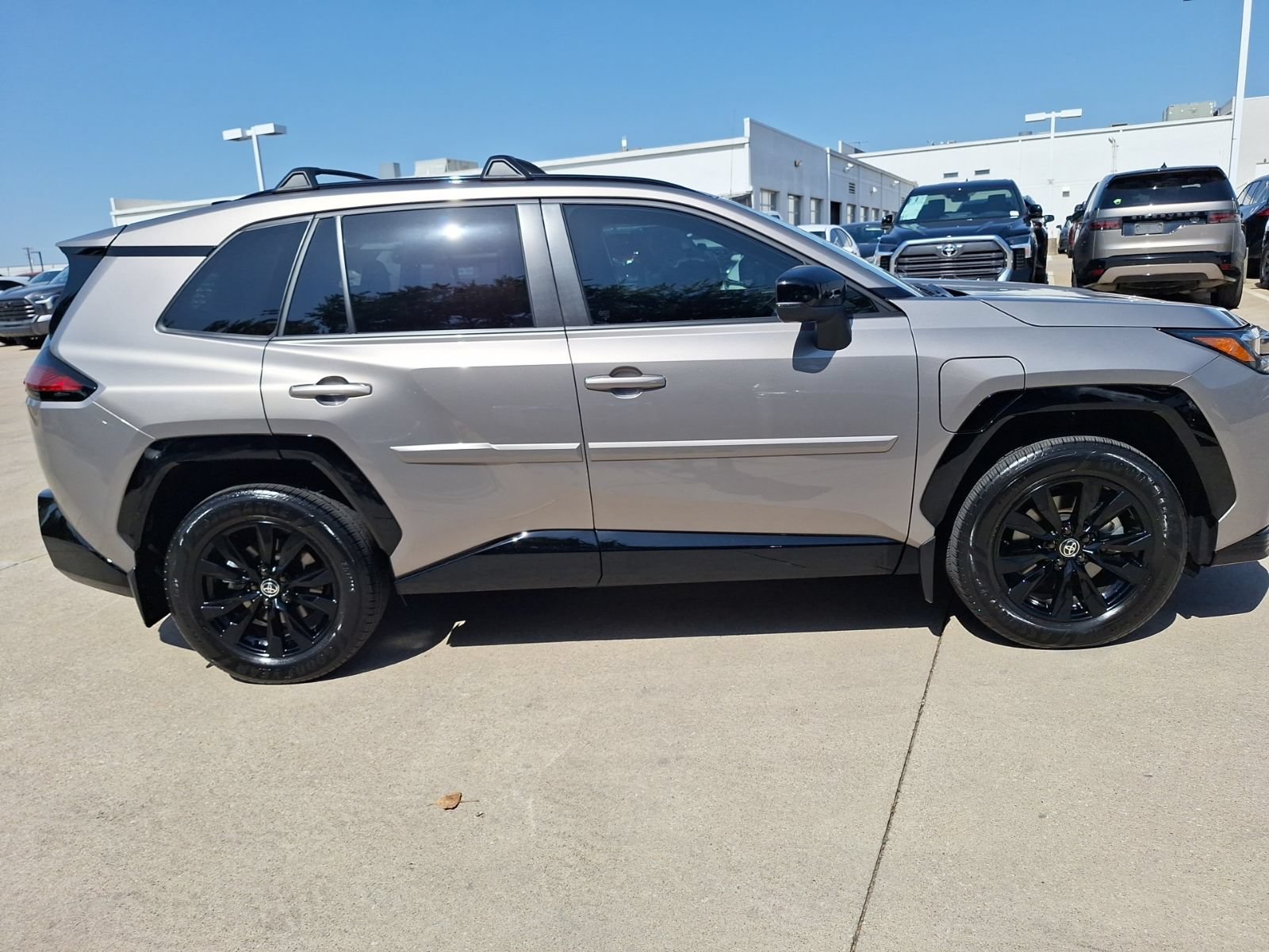Used 2026 Toyota RAV4 SE AWD/4WD image 7