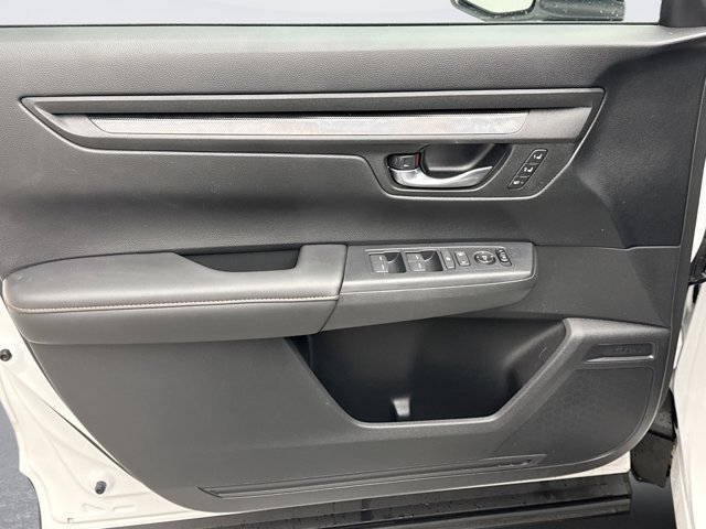 Used 2025 Honda CR-V Sport-L image 9