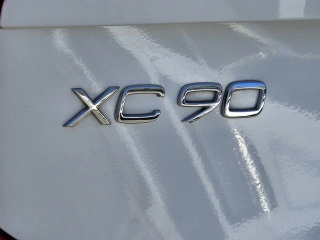 Used 2019 Volvo XC90 T5 Momentum w/ Protection Package Premier FWD image 10