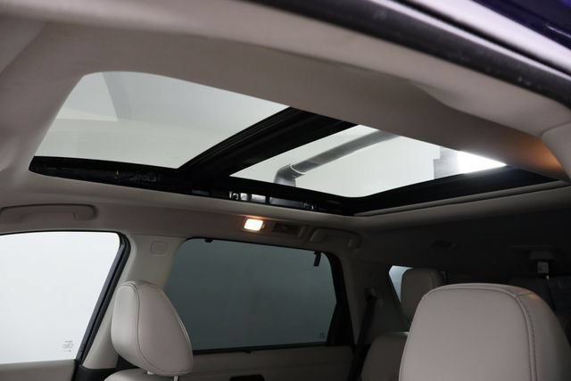 Used 2022 Nissan Pathfinder Platinum w/ Cargo Package FWD image 25