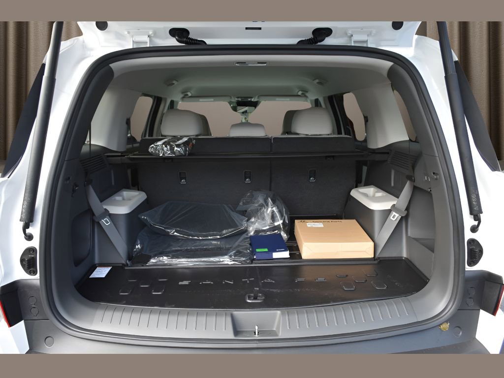 New 2026 Hyundai Santa Fe SE image 13