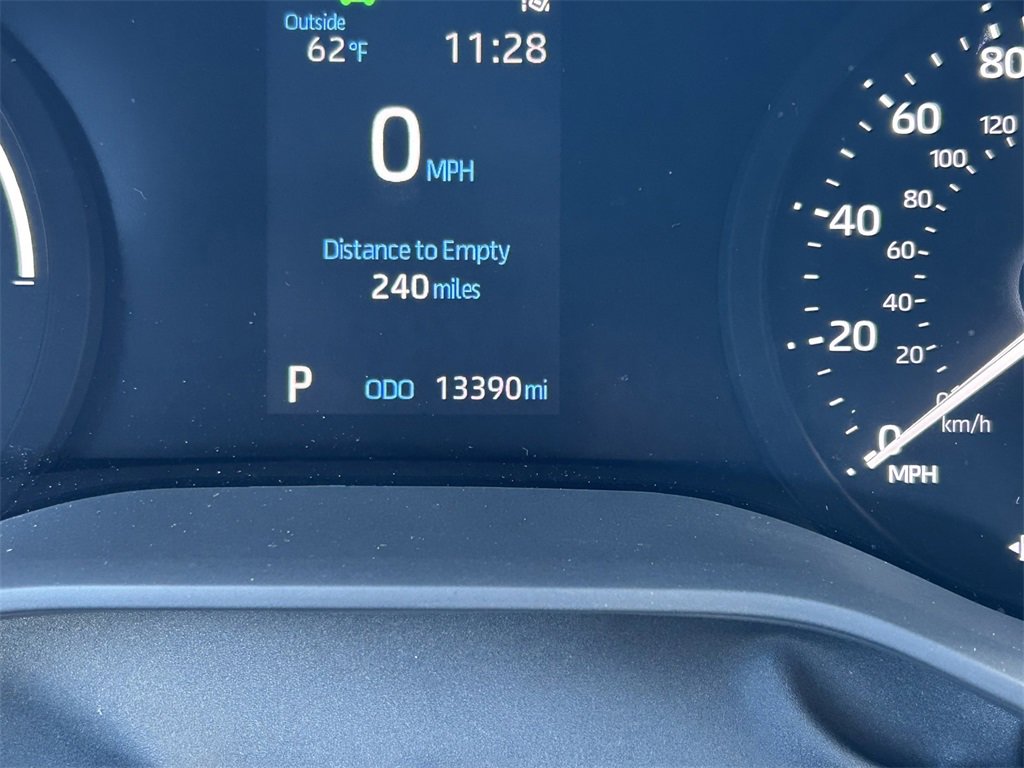 Used 2023 Toyota Sienna XLE image 43