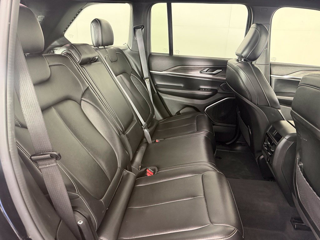 Used 2024 Jeep Grand Cherokee Limited 4xe AWD/4WD image 18