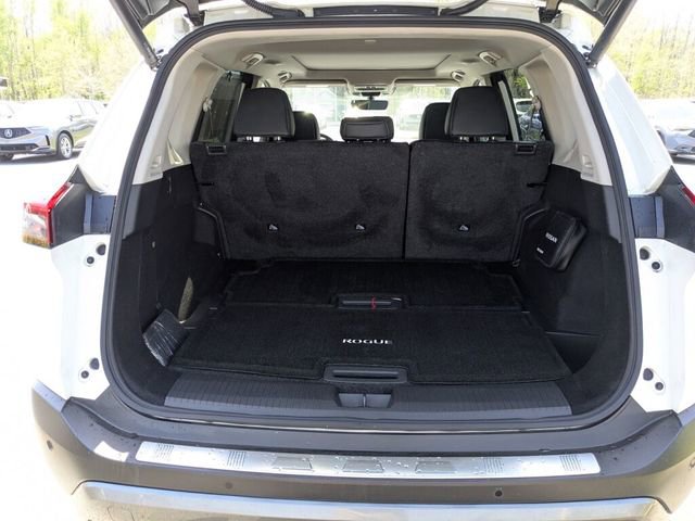 Used 2023 Nissan Rogue SL w/ SL Premium Package image 35