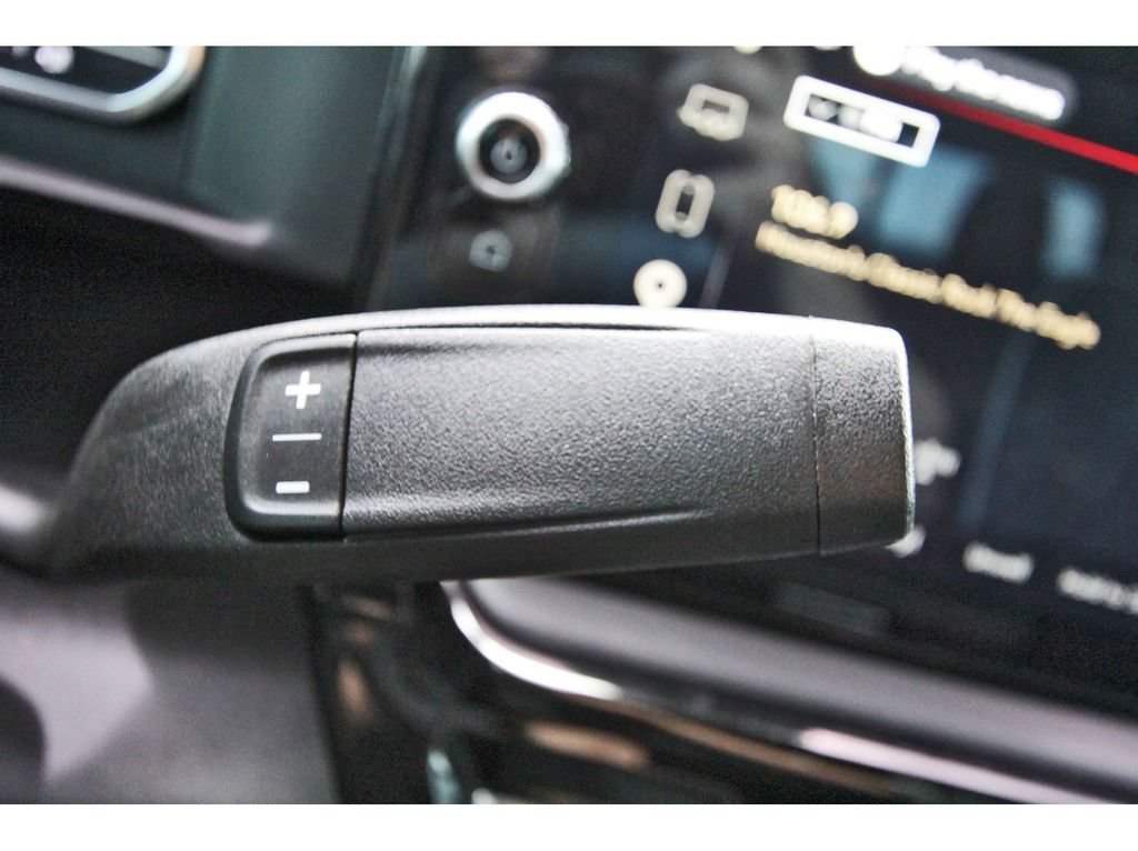 Used 2025 GMC Sierra 2500 AT4X AWD/4WD image 17