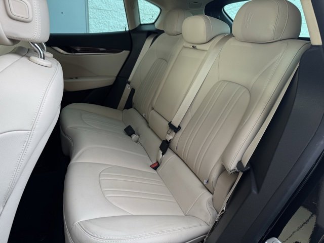 Certified 2022 Maserati Levante GT image 18