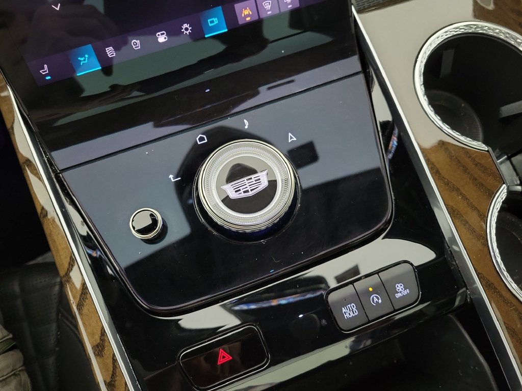 Certified 2025 Cadillac Escalade Sport Platinum AWD/4WD image 31