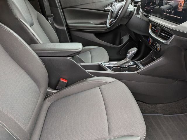 Used 2025 Buick Encore GX Preferred FWD image 29