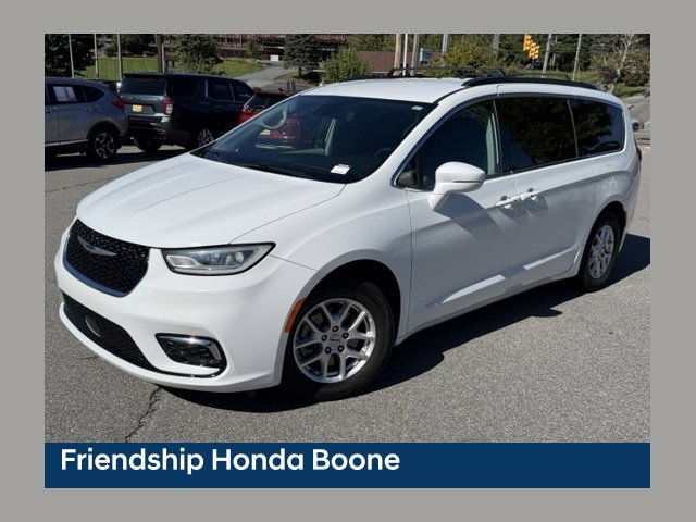 Used 2022 Chrysler Pacifica Touring-L