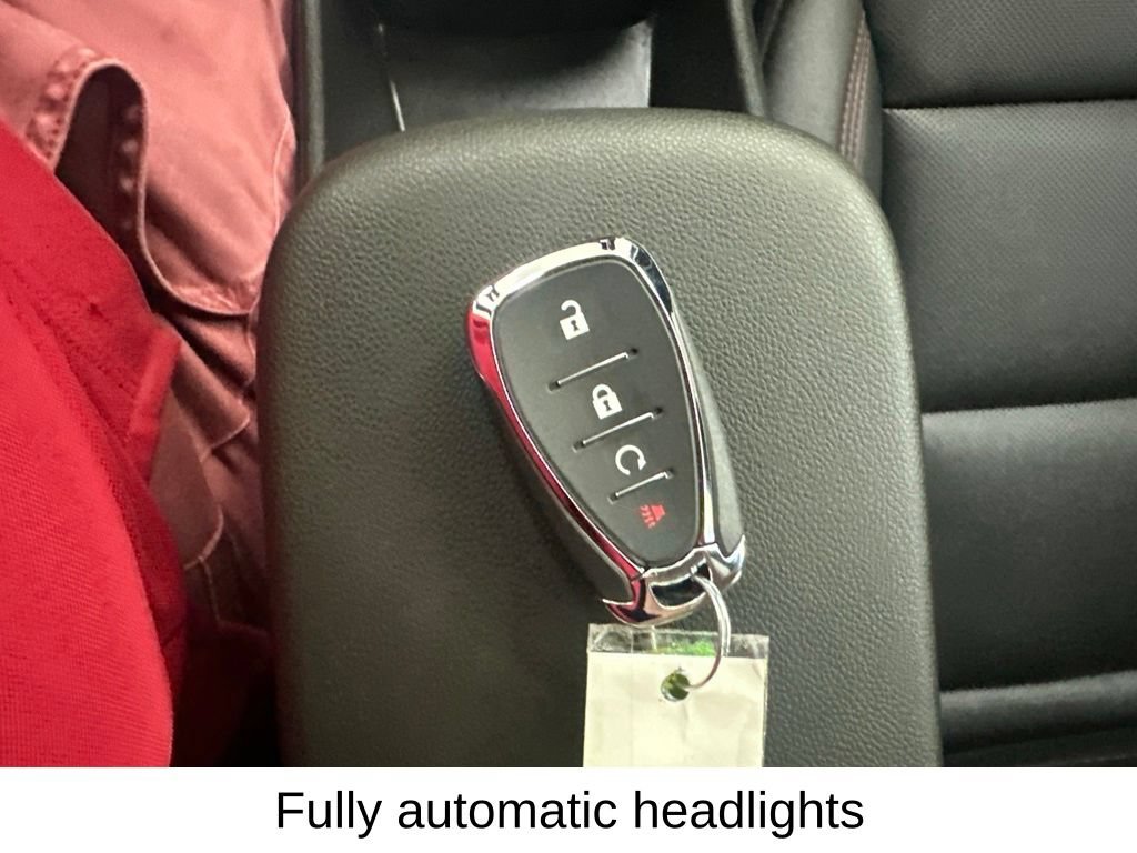 Used 2026 Chevrolet Trax RS w/ Driver Confidence Package FWD image 35