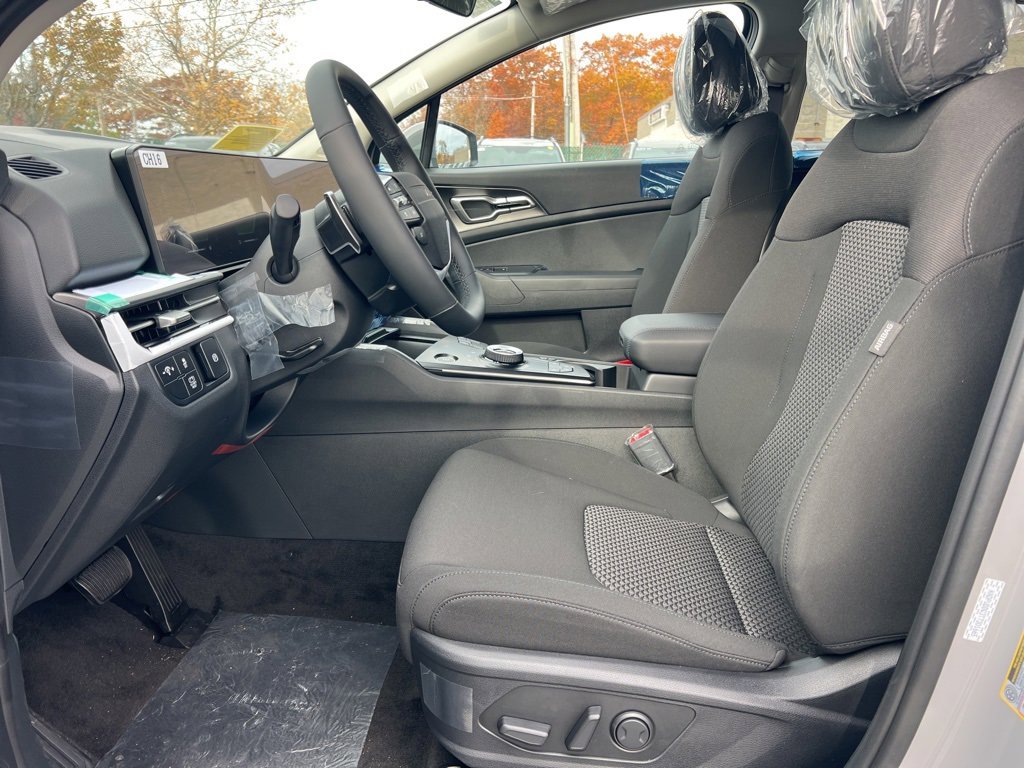 New 2026 Kia Sportage S image 9
