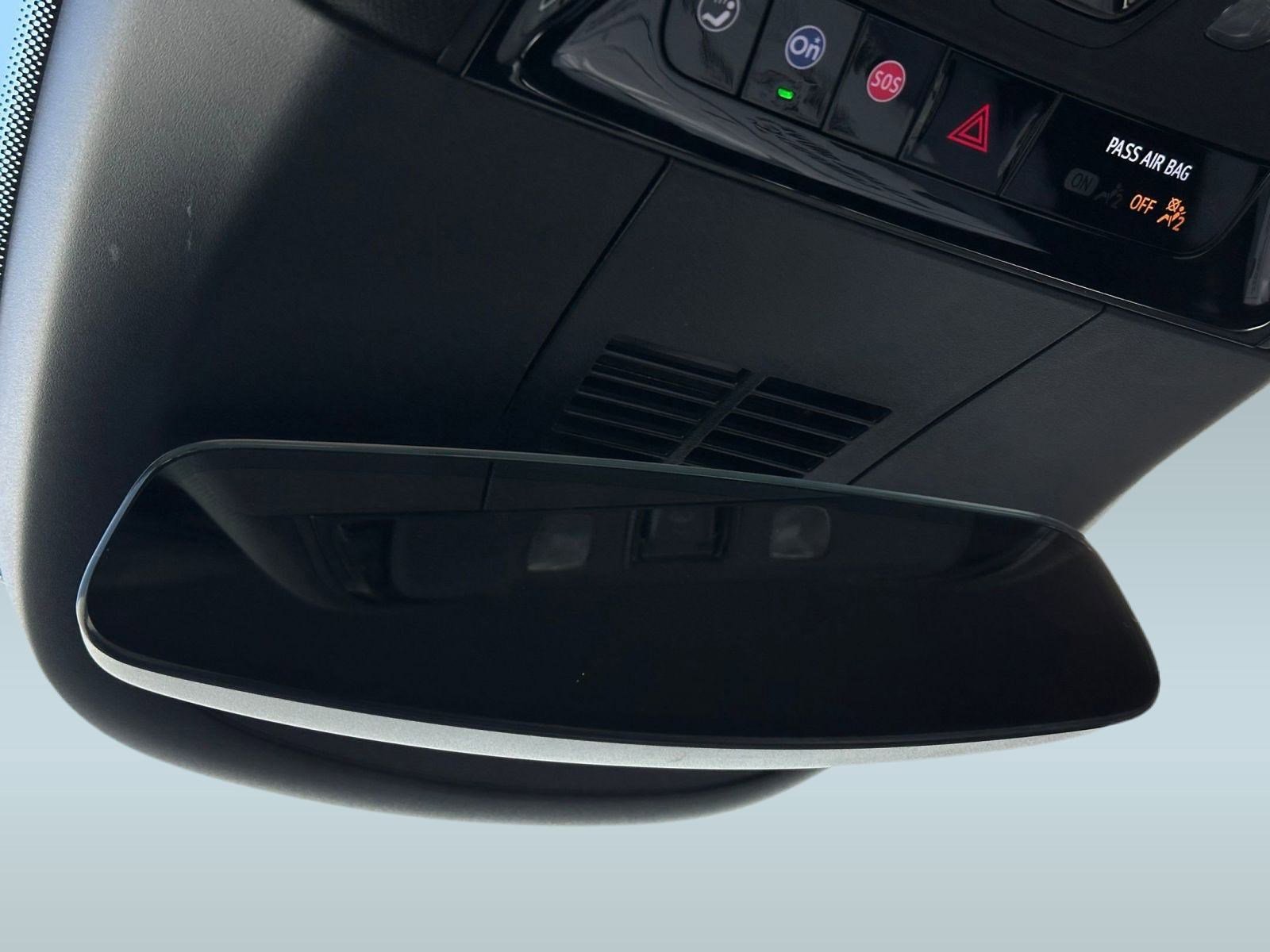 New 2026 Cadillac Lyriq Sport image 20