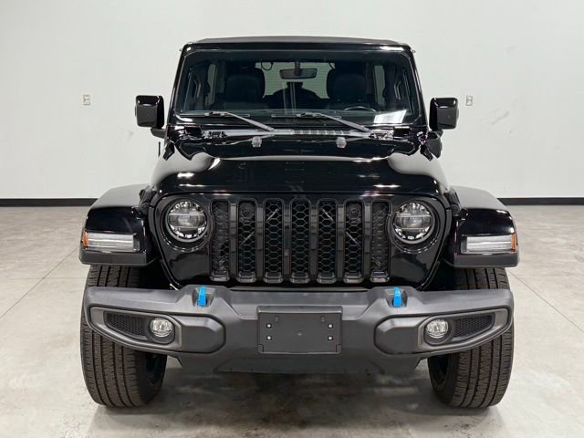 Used 2021 Jeep Wrangler Unlimited Sahara image 4
