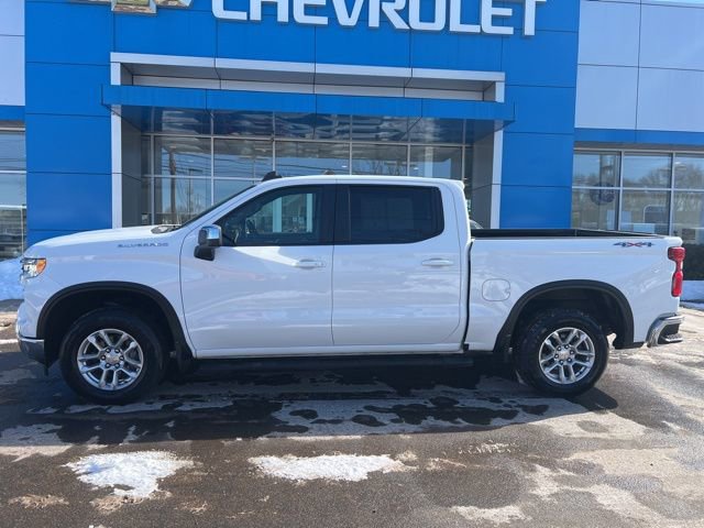 Used 2022 Chevrolet Silverado 1500 LT image 3