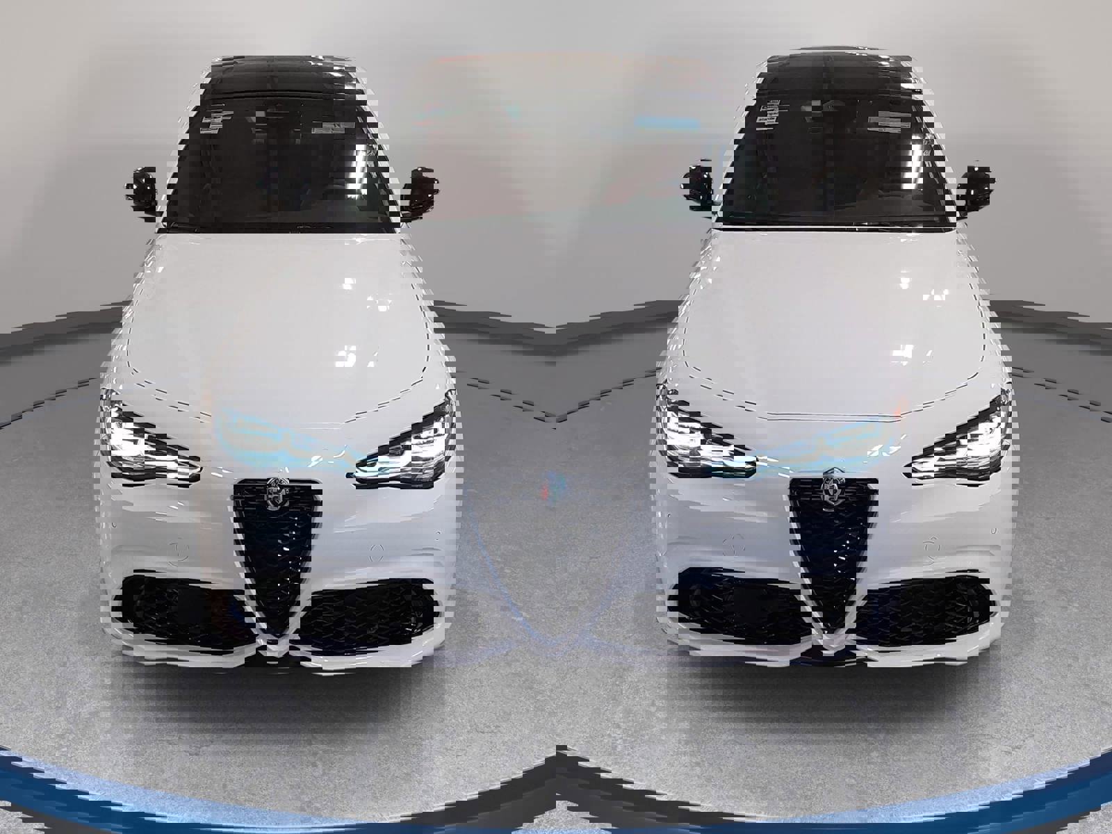 New 2025 Alfa Romeo Giulia AWD w/ Veloce Package AWD image 2