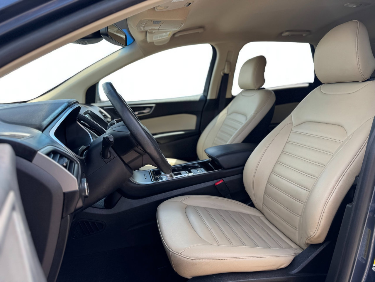 Used 2019 Ford Edge SEL w/ Equipment Group 201A image 17