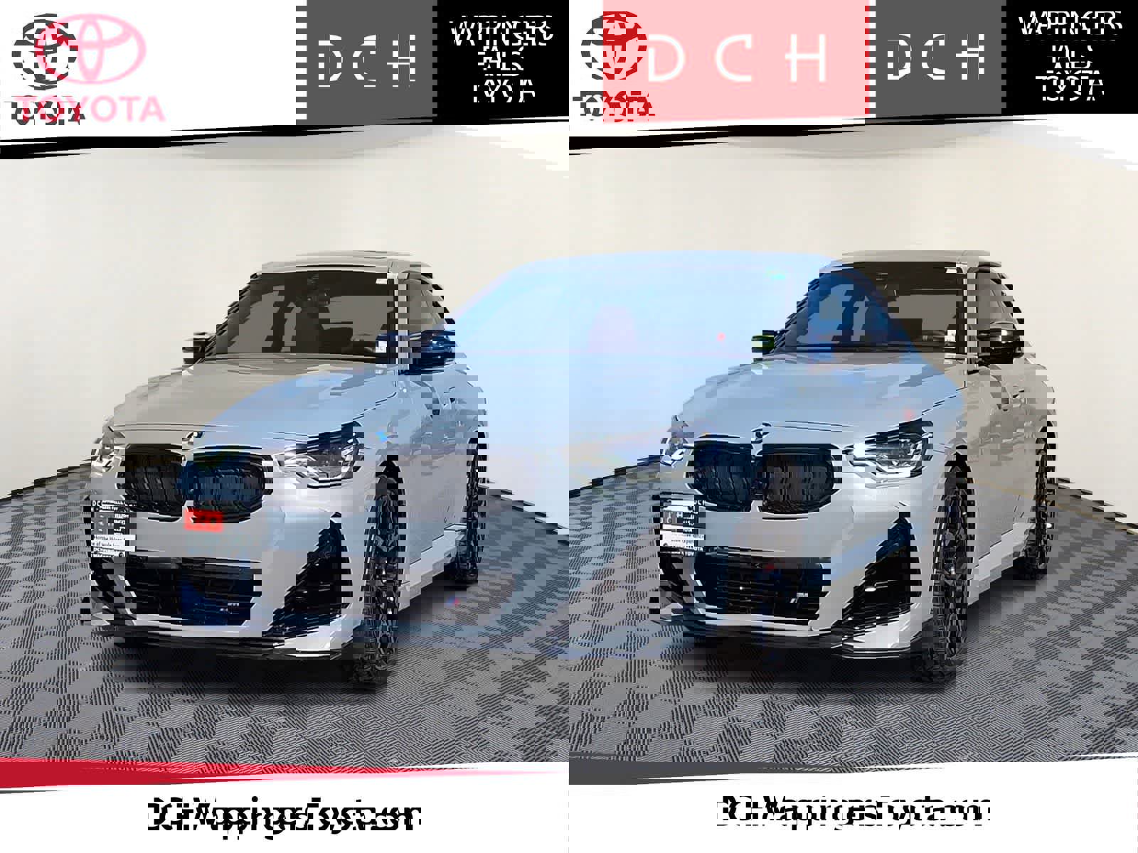 Used 2025 BMW M240i xDrive Coupe w/ Premium Package image 1