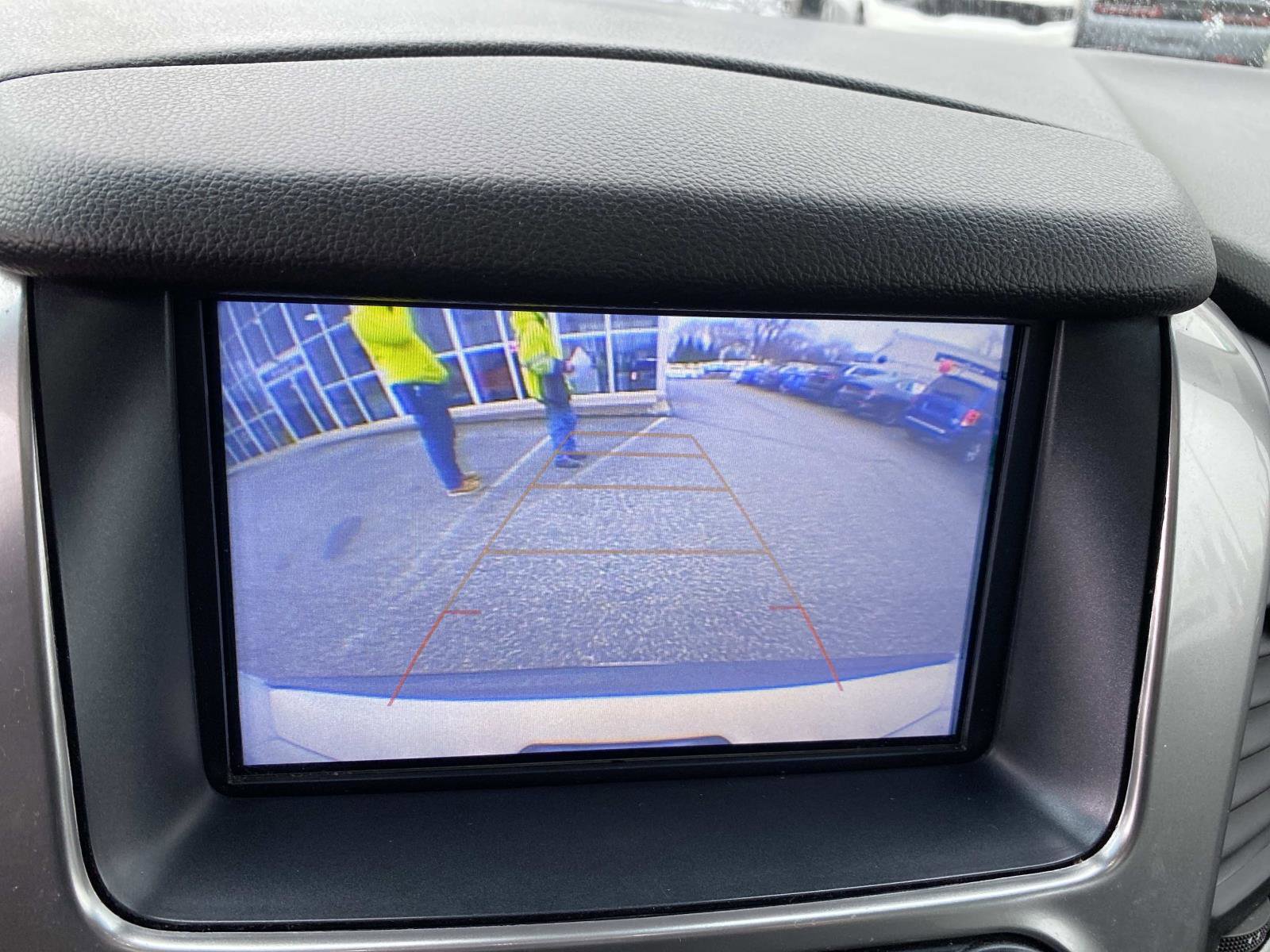 Used 2018 Chevrolet Tahoe LT w/ RST Edition image 15