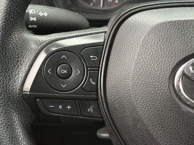 Used 2024 Toyota Corolla LE FWD image 13