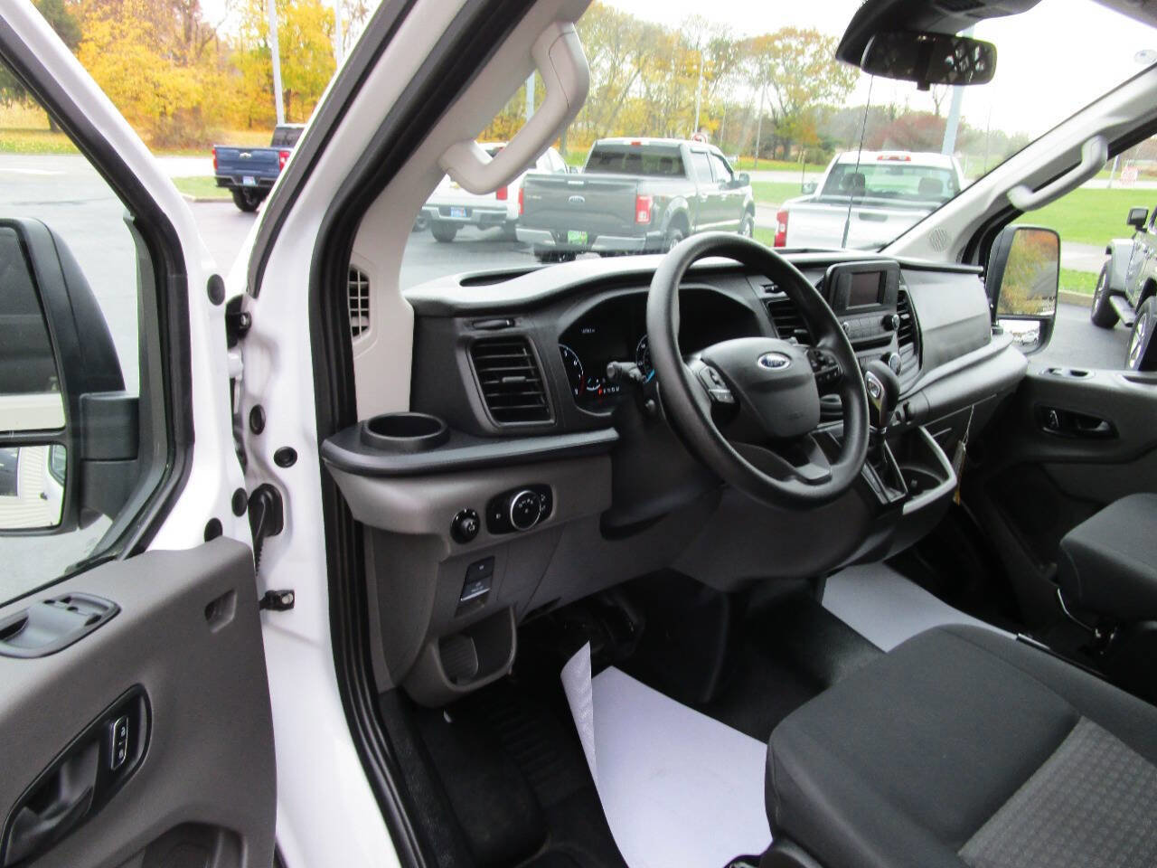 Used 2024 Ford Transit 250 Low Roof w/ Exterior Upgrade Package image 24