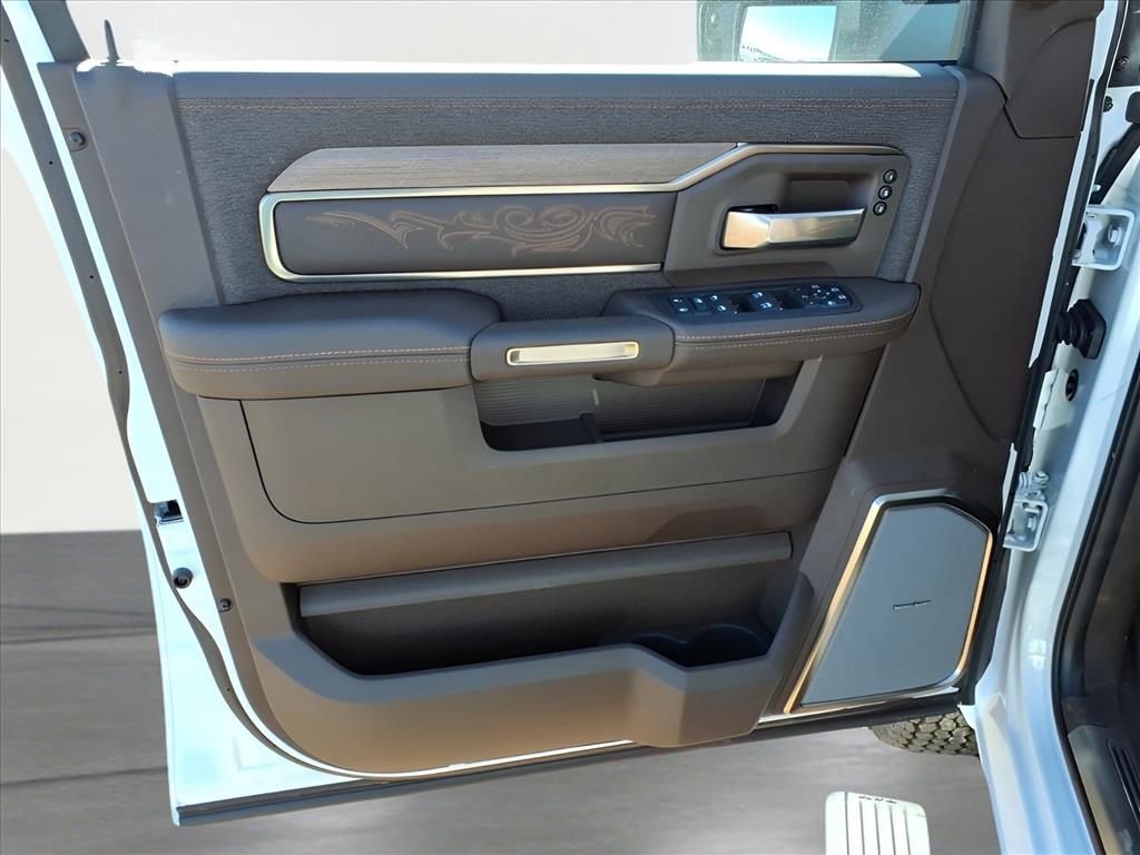 New 2026 RAM 3500 Longhorn image 18