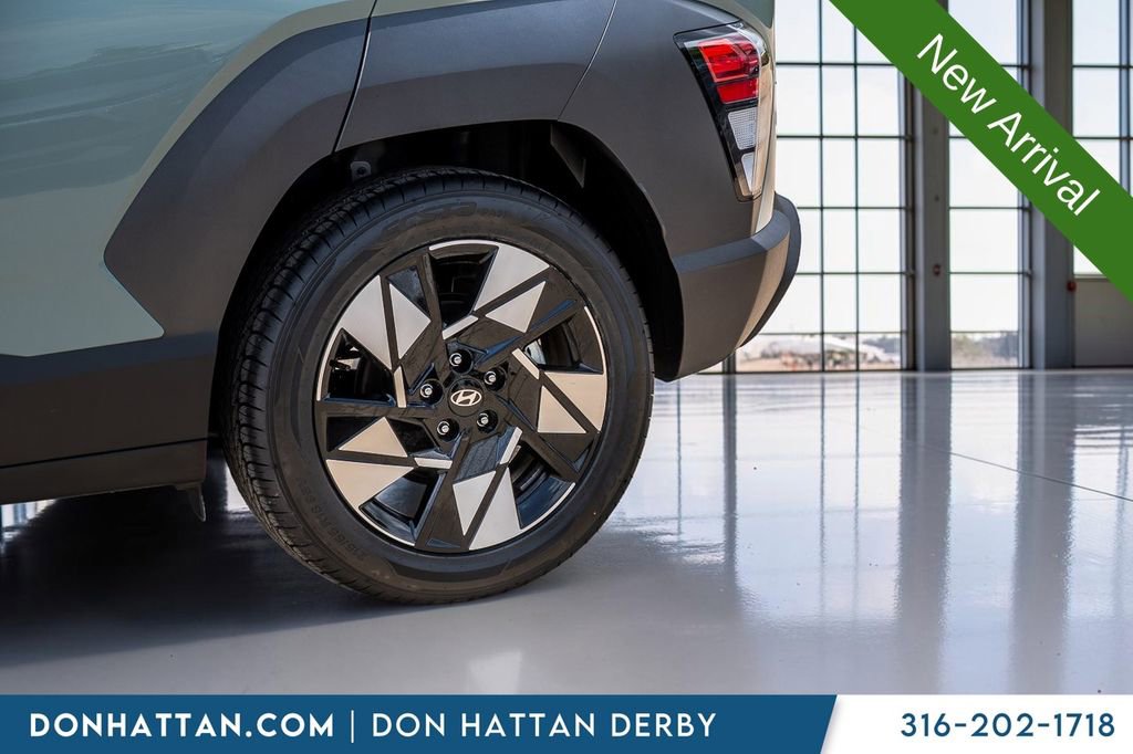 Used 2025 Hyundai Kona SEL FWD image 39