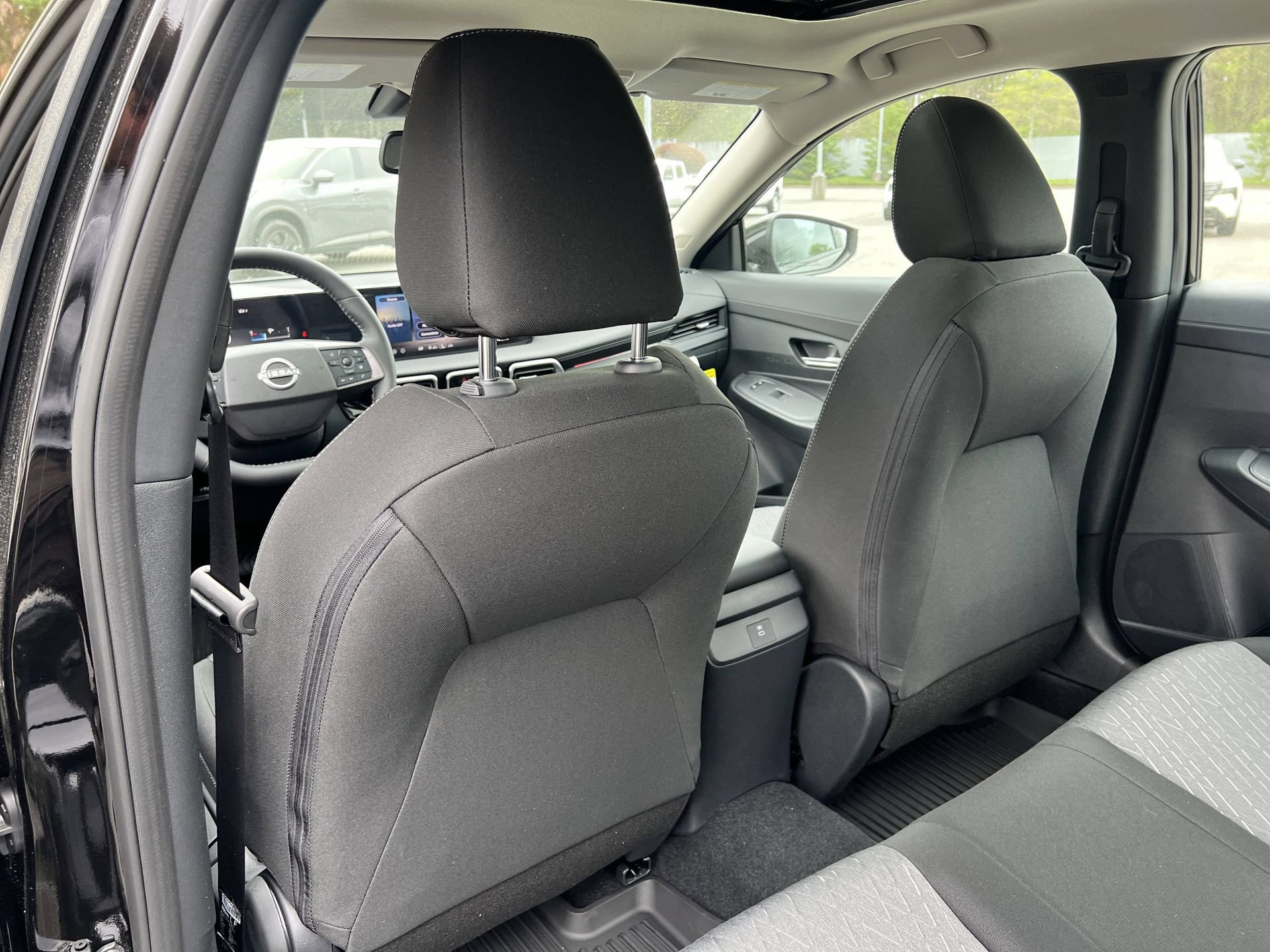 New 2026 Nissan Sentra SV w/ SV Convenience Package FWD image 16