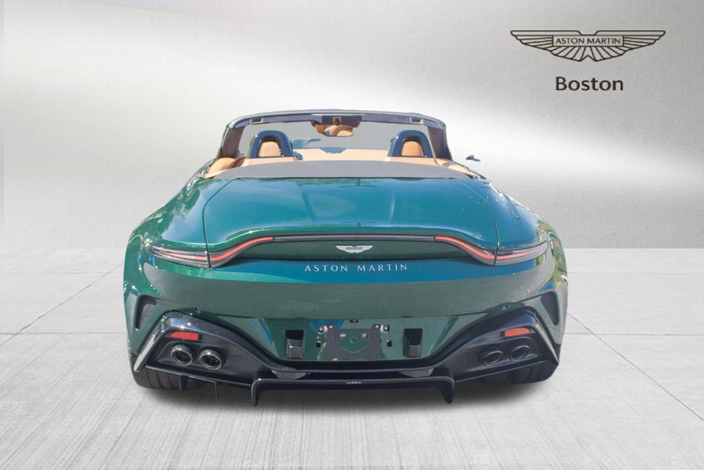 Used 2026 Aston Martin V8 Vantage Coupe image 9