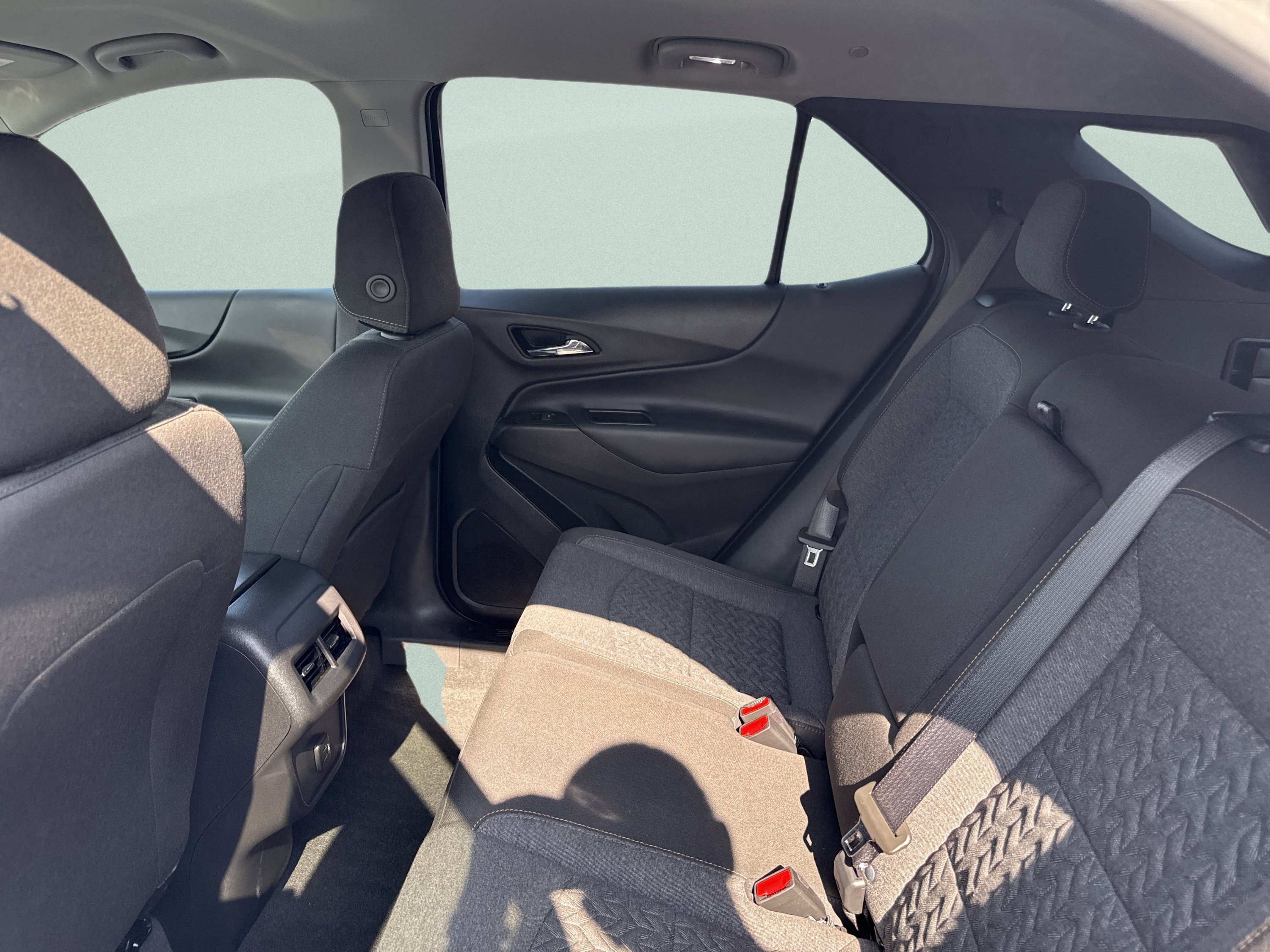 Used 2023 Chevrolet Equinox LT w/ LPO, Floor Liner Package image 41