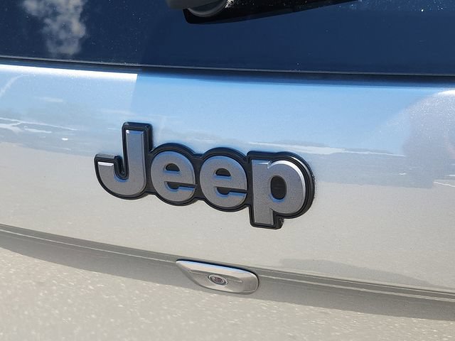 Used 2014 Jeep Cherokee Trailhawk w/ Comfort/Convenience Group AWD/4WD image 32