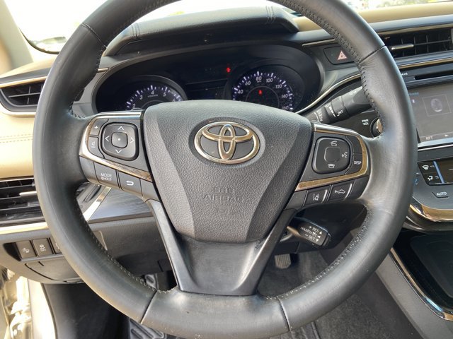 Used 2017 Toyota Avalon Touring image 34