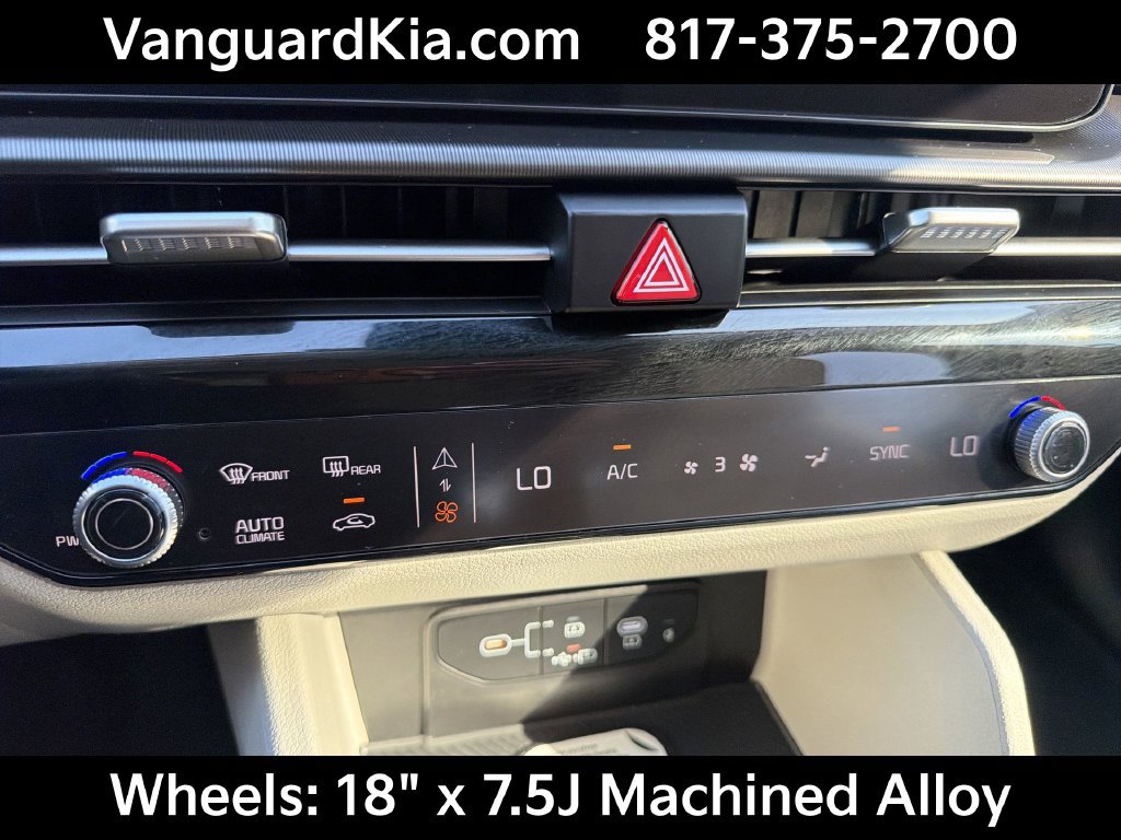 Certified 2026 Kia Sportage EX FWD image 18