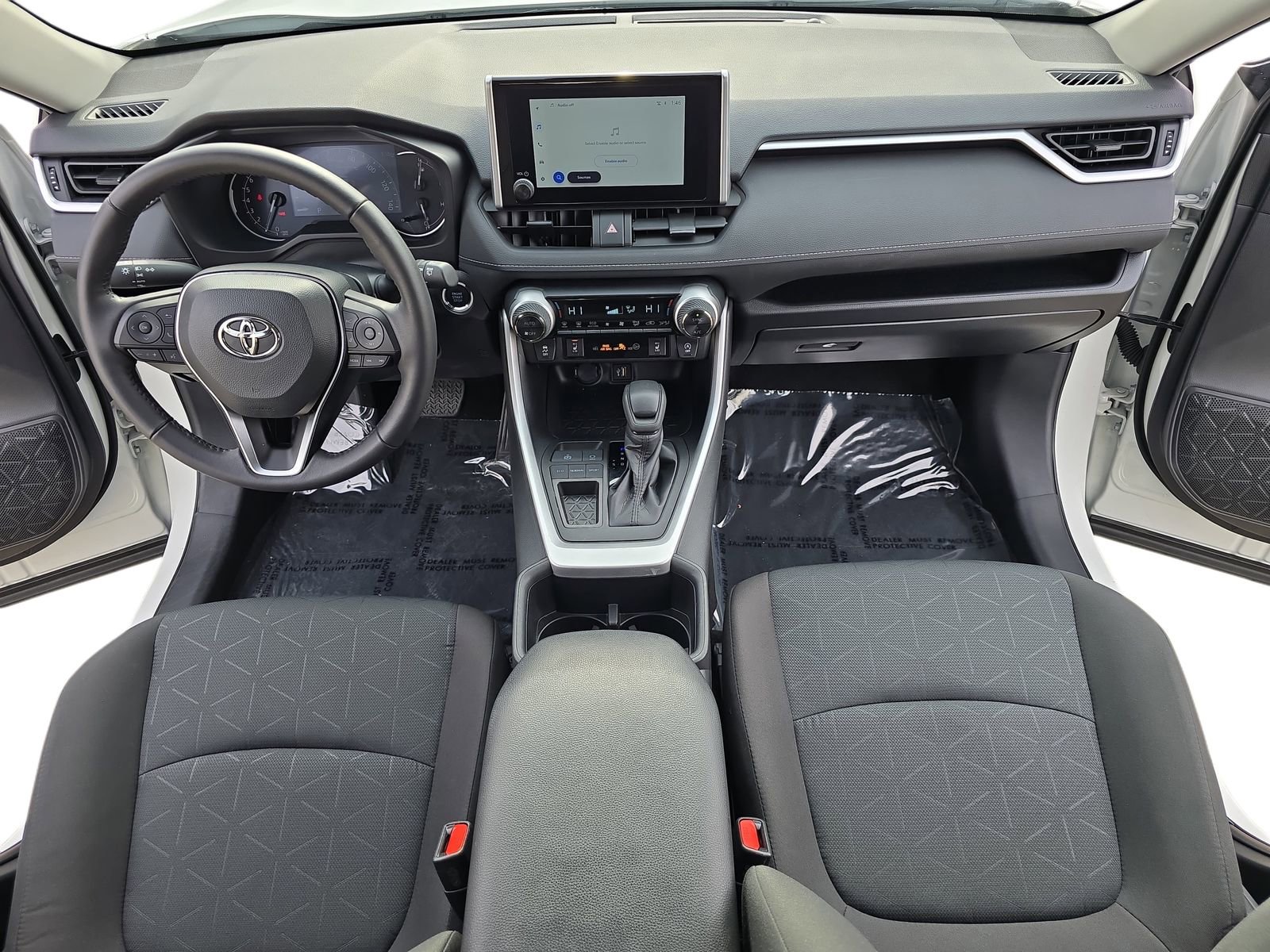 Used 2025 Toyota RAV4 XLE image 15