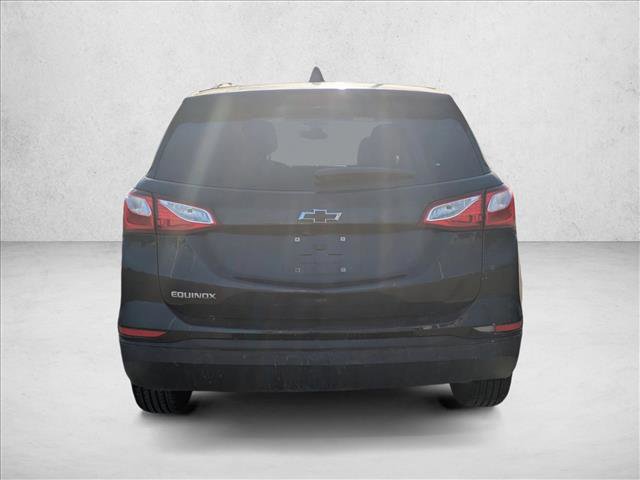 Used 2021 Chevrolet Equinox LS w/ LS Convenience Package image 4