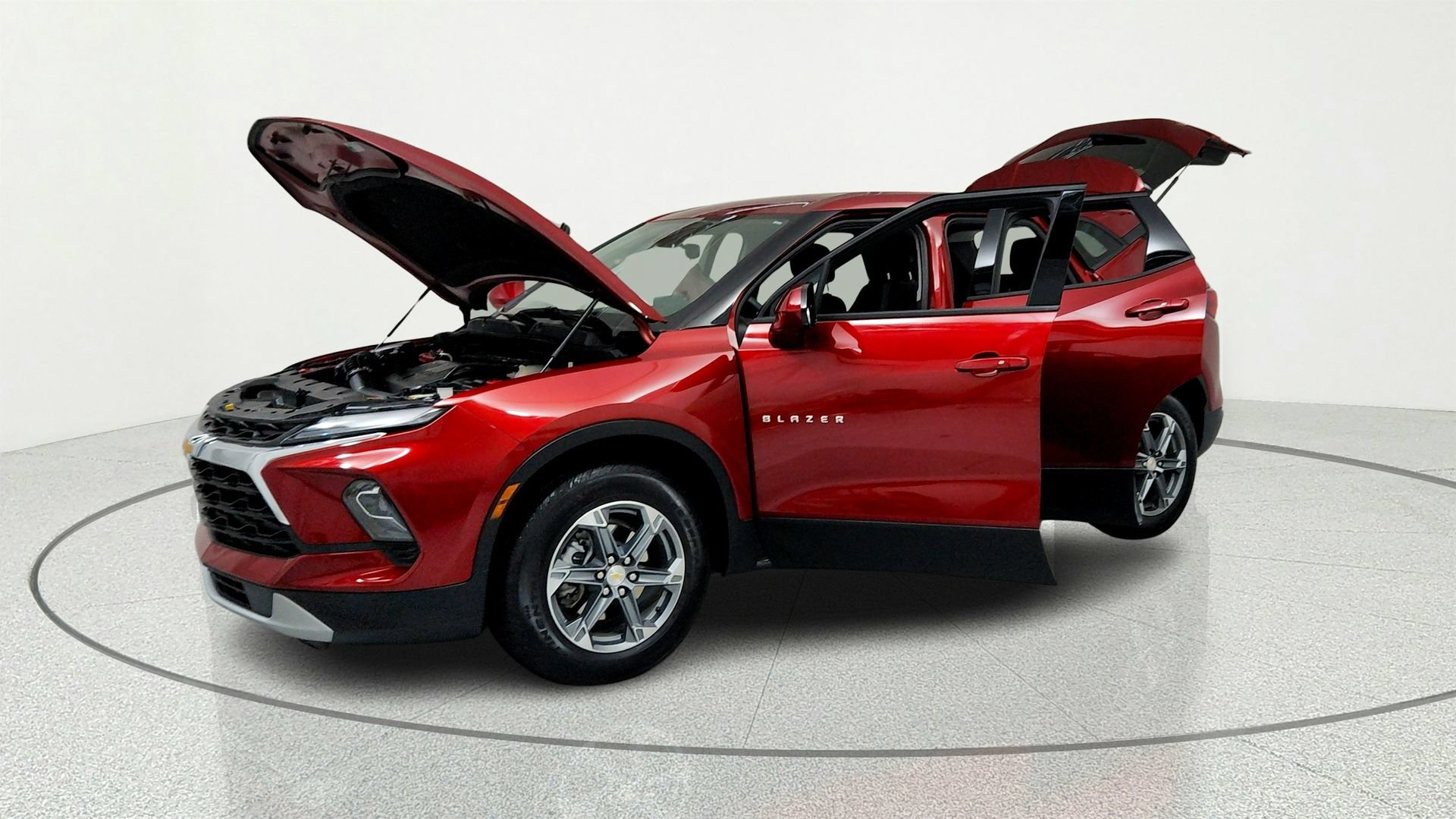 Used 2024 Chevrolet Blazer LT w/ LPO, Floor Liner Package FWD image 9