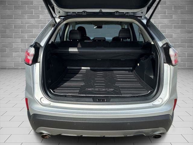 Certified 2019 Ford Edge SEL w/ Equipment Group 201A image 10