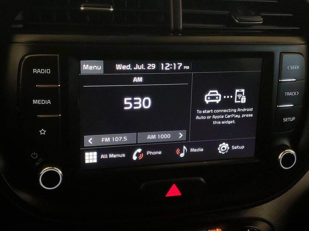 Certified 2025 Kia Soul LX w/ LX Technology Package FWD image 18