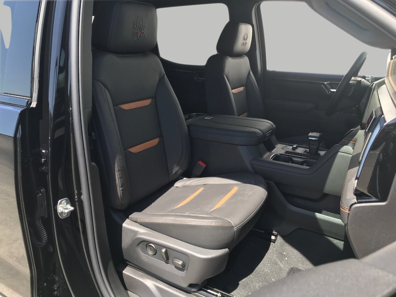 New 2026 GMC Sierra 1500 AT4 w/ AT4 Premium Package AWD/4WD image 19