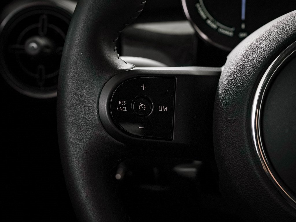 Used 2023 MINI Cooper SE image 26