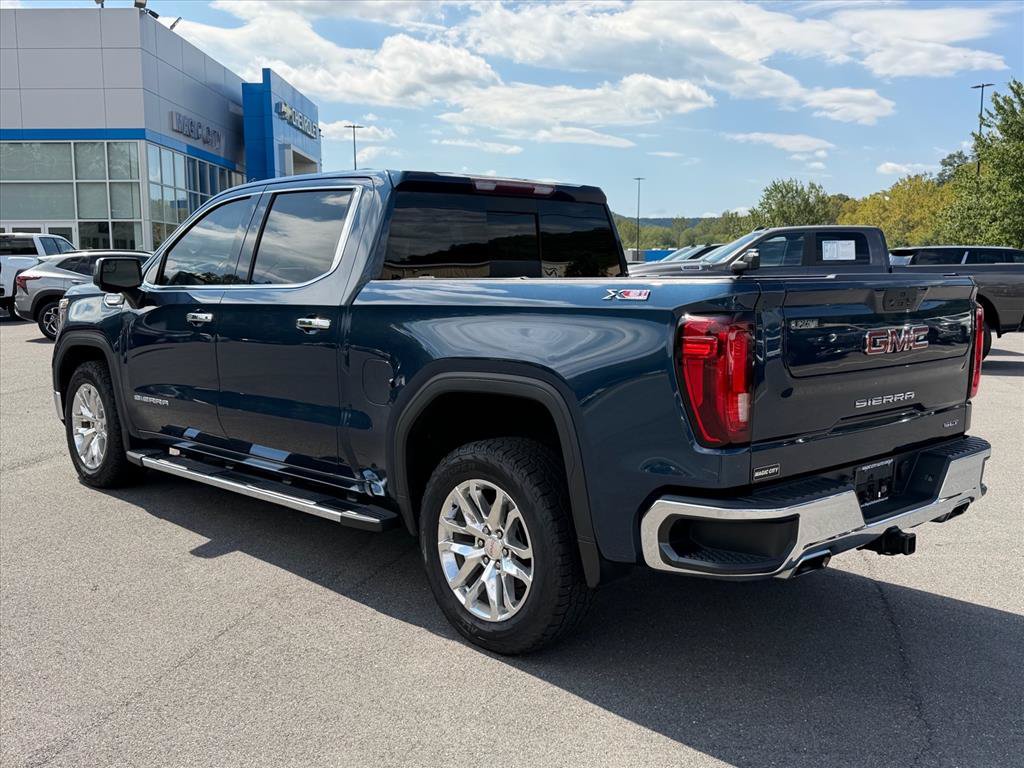 Used 2021 GMC Sierra 1500 SLT AWD/4WD image 3