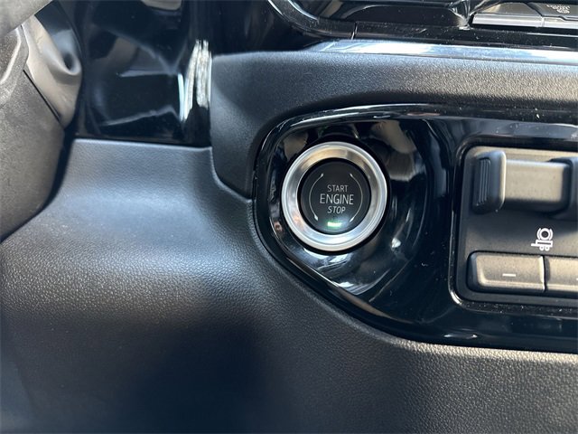 Used 2025 GMC Sierra 2500 SLT w/ SLT Premium Package image 17