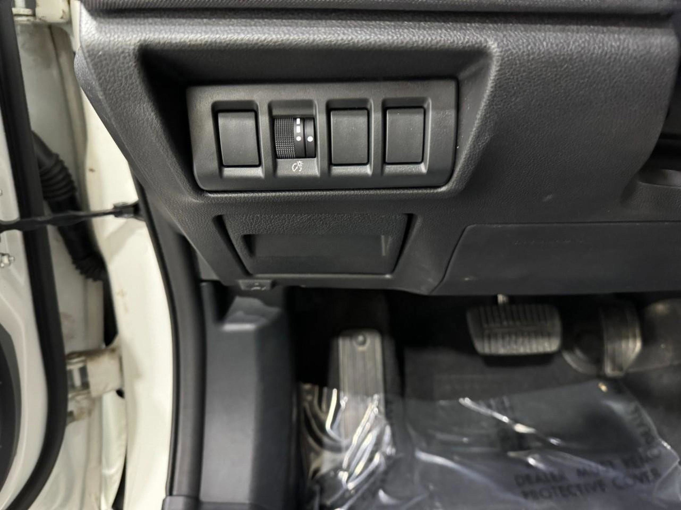 Used 2024 Subaru Outback Premium image 25