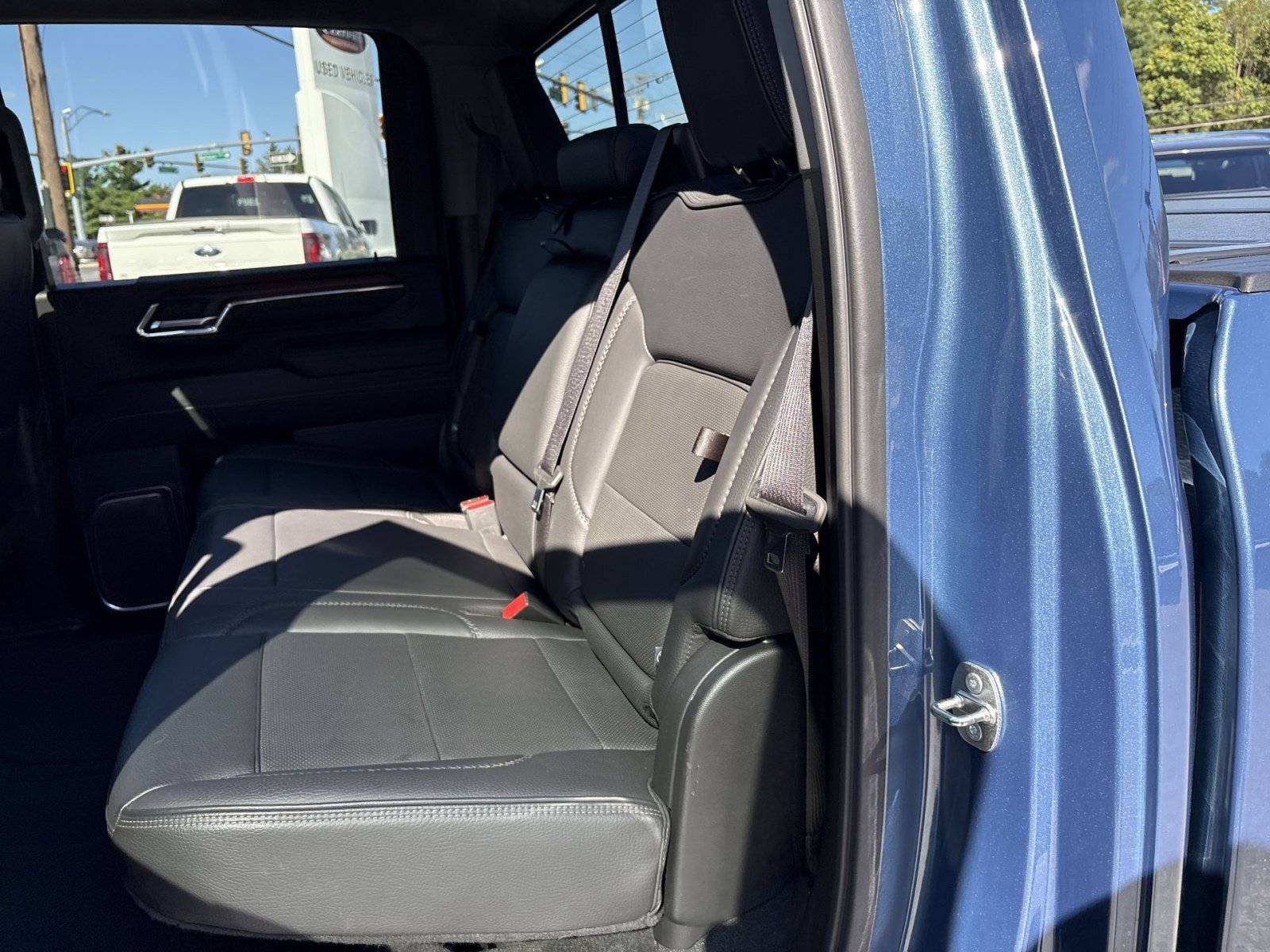 Used 2024 GMC Sierra 2500 Denali w/ Denali Reserve Package AWD/4WD image 25