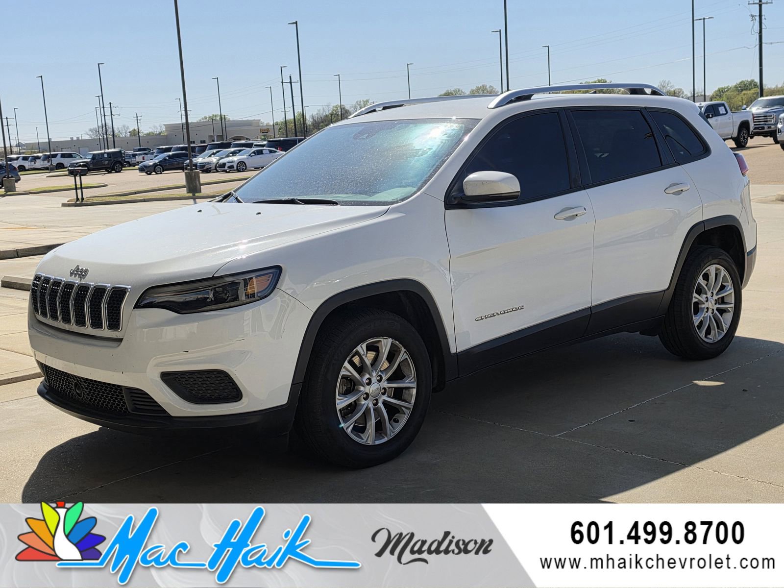 Used 2021 Jeep Cherokee Latitude w/ Mopar Interior Package image 1