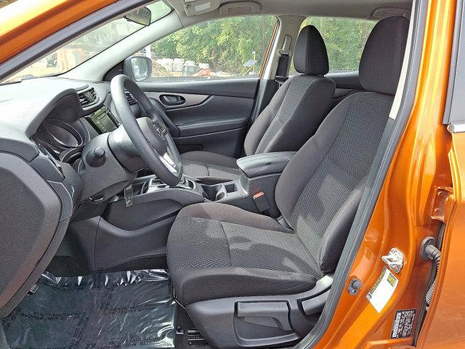 Used 2022 Nissan Rogue Sport S image 40