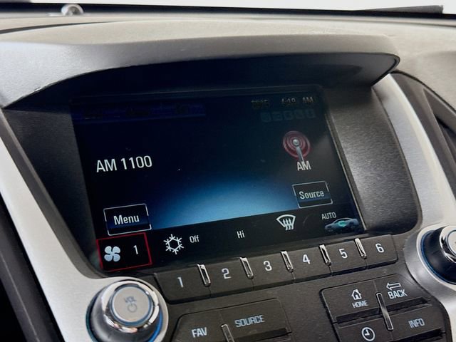 Used 2017 Chevrolet Equinox Premier w/ Enhanced Convenience Package AWD/4WD image 16