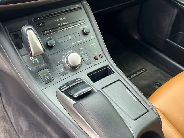 Used 2014 Lexus CT 200h w/ F Sport w/Nuluxe Interior image 21