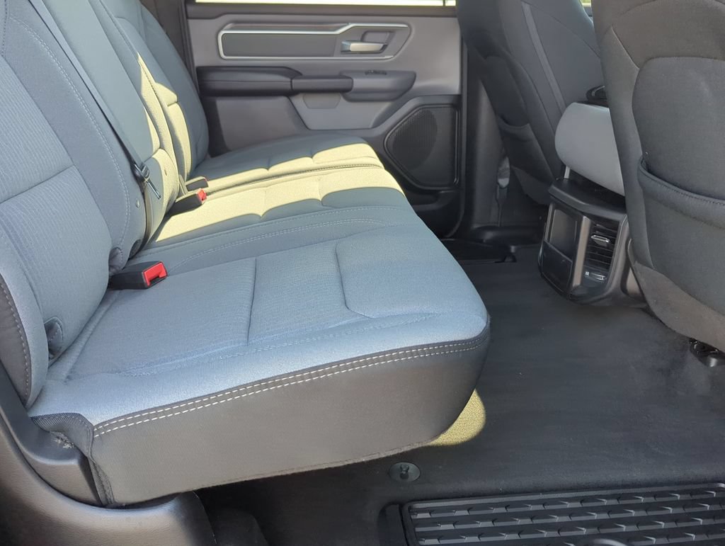 Used 2020 RAM 1500 Big Horn AWD/4WD image 23