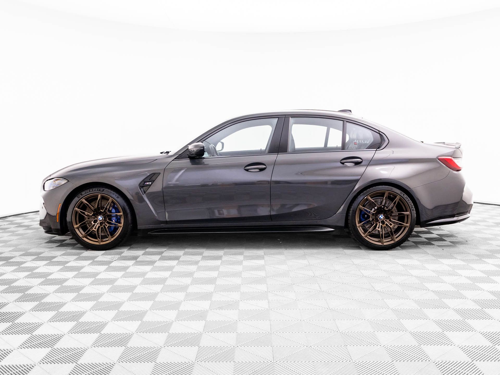 Used 2021 BMW M3 w/ Executive Package RWD image 2